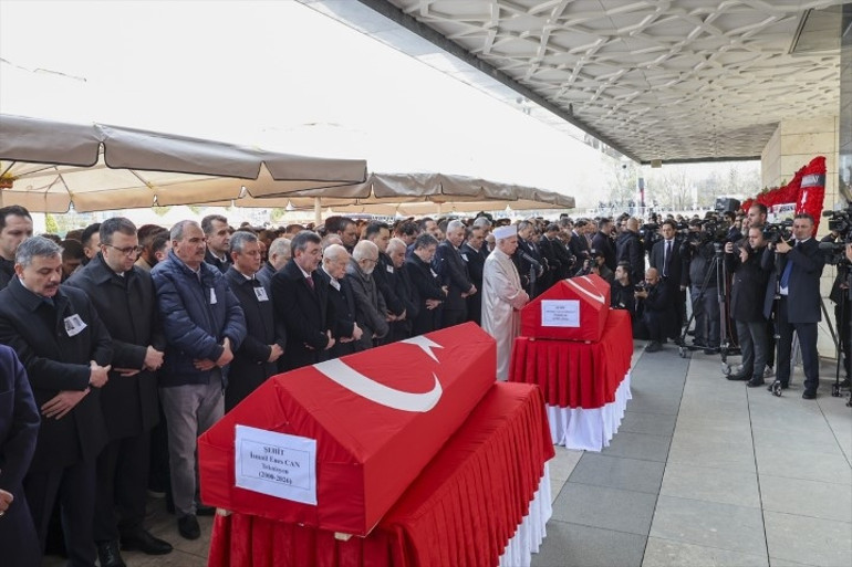 Katarda şehit olan ASELSAN teknisyenleri için tören