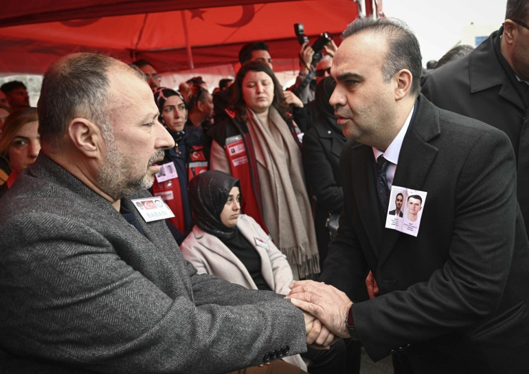 Katarda şehit olan ASELSAN teknisyenleri için tören