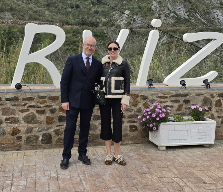 Melis Sezen, İspanya’ya gitti