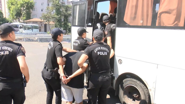  İfadeyi sızdıran polislerin dosyası birleştirildi | Duruşmada gergin anlar....