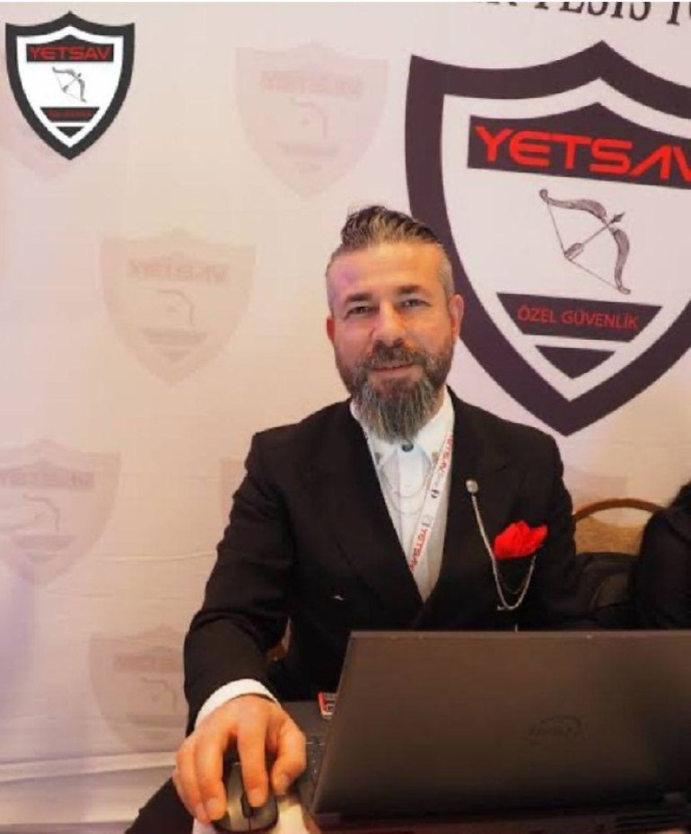 İstanbulda oto galerici dehşeti Bina sakinini çocuğunun gözü önünde öldürdü