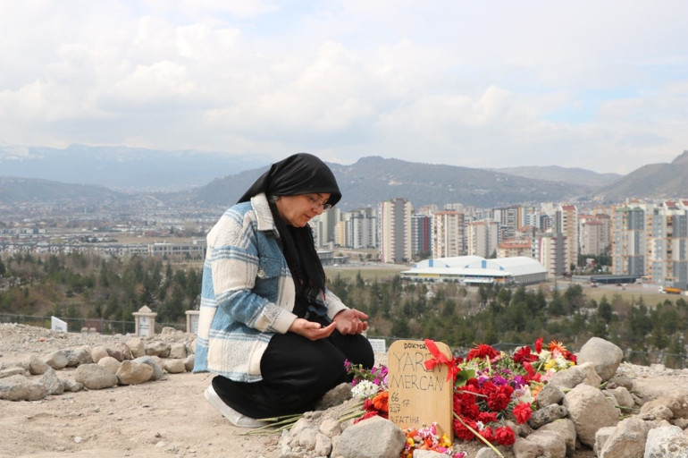  Ailesine projelerinden bahsetmiş