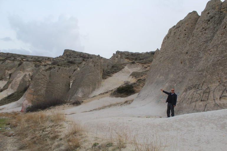 Bu ne cüret: Turizmin kalbinde utanç verici görüntü Muhtardan ders gibi konuşma: Kalbinize yazın