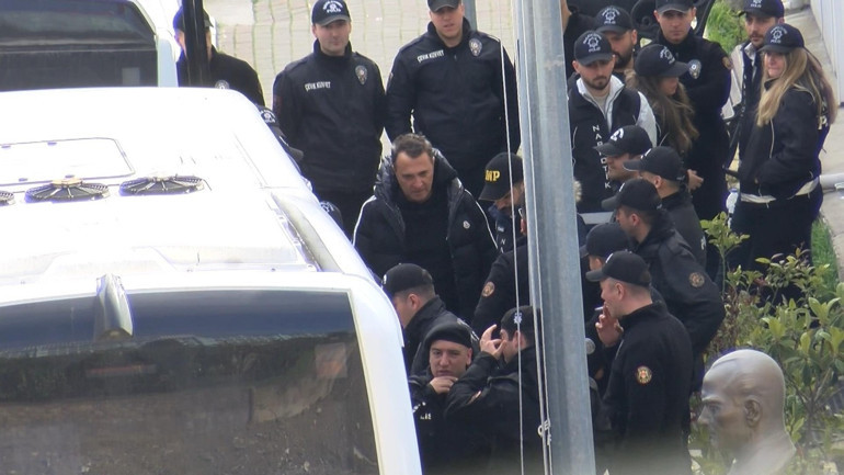 Ünlülere yeni operasyon: Birçok iş insanı ve manken hakkında gözaltı kararı