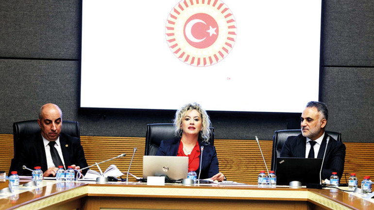  Adeta suç çiftliklerinde yetişiyorlar