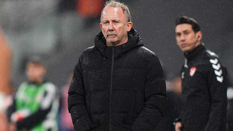 Beşiktaş, Milan ve Romanın yıldızlarına göz koydu Sergen Yalçın onay verdi