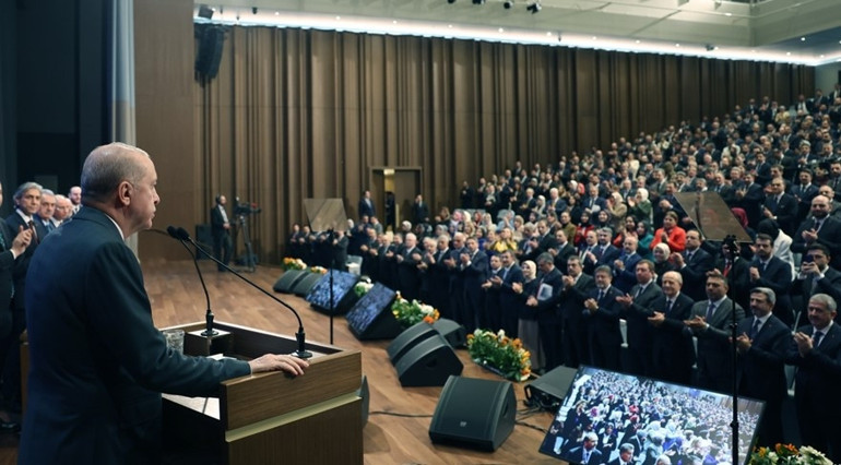 Kaya gibi sağlam bir Türkiye Cumhurbaşkanı Erdoğan: Savaşın faturasını önce Müslümanlar sonra insanlık ödüyor