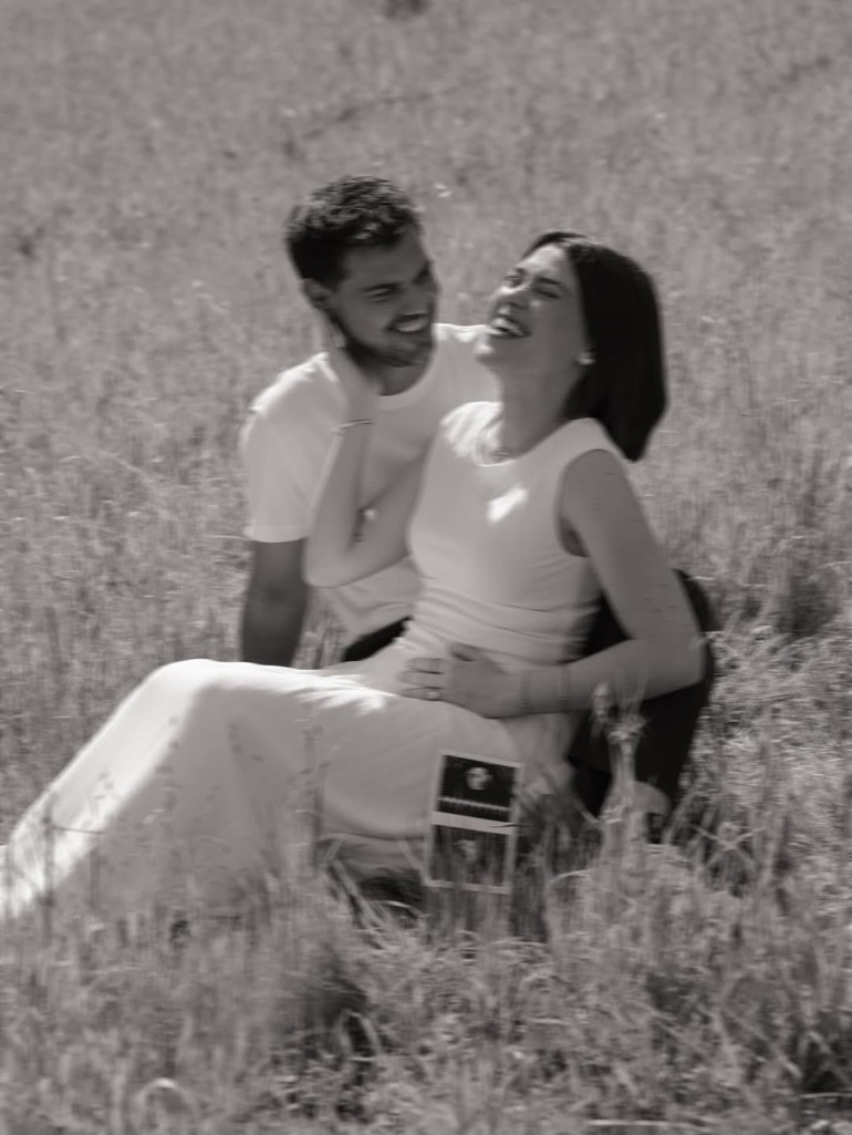 Sekiz yıllık rüya gerçek oldu… Adaş aşıklardan bebek müjdesi geldi