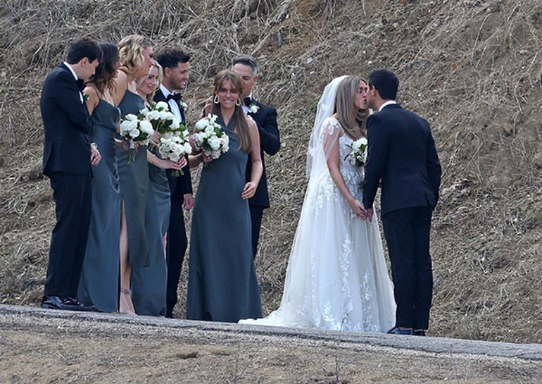 Sekiz yıllık rüya gerçek oldu… Adaş aşıklardan bebek müjdesi geldi