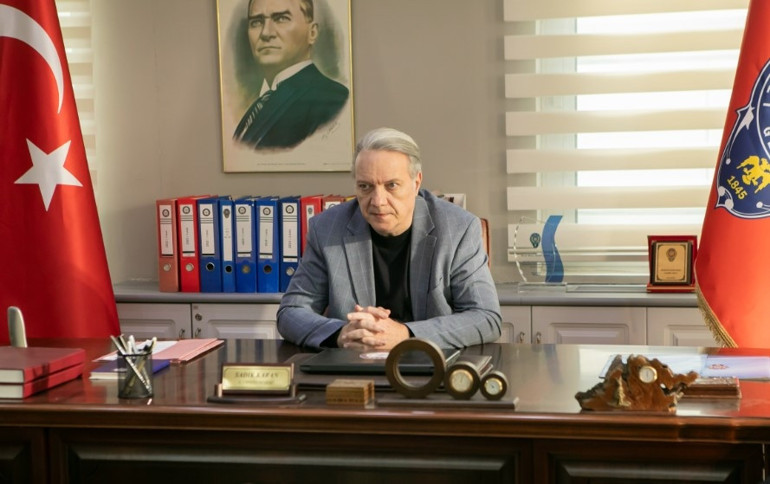 Murat Serezli Arka Sokaklarda