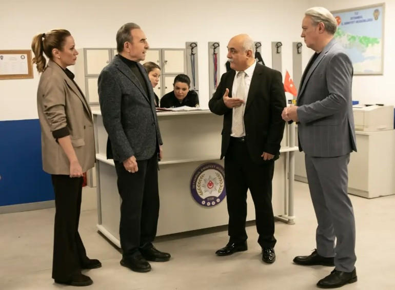 Murat Serezli Arka Sokaklarda