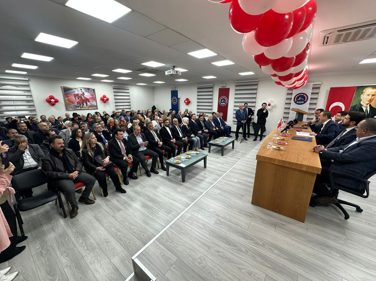 AHİD’in geleneksel buluşmasına yoğun ilgi
