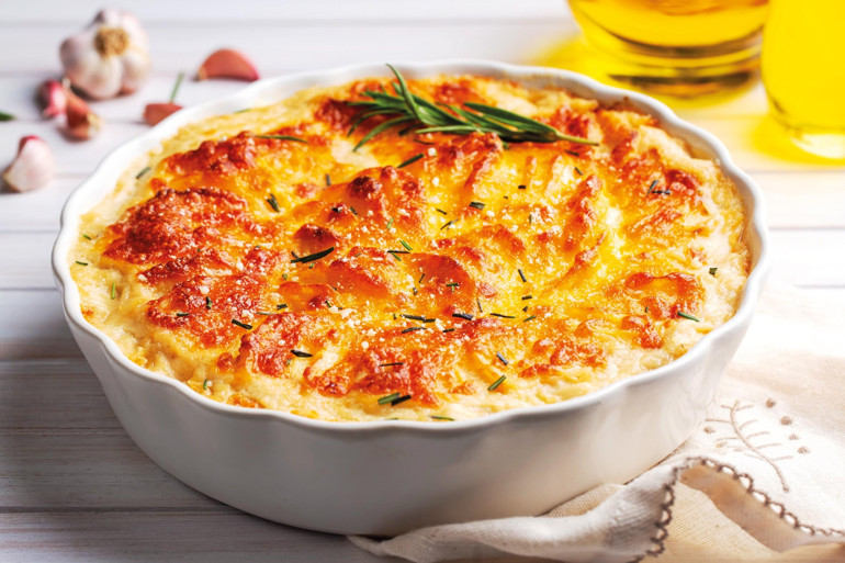 Altın rengi, çıtır kabuk altında yumuşacık sebzeler