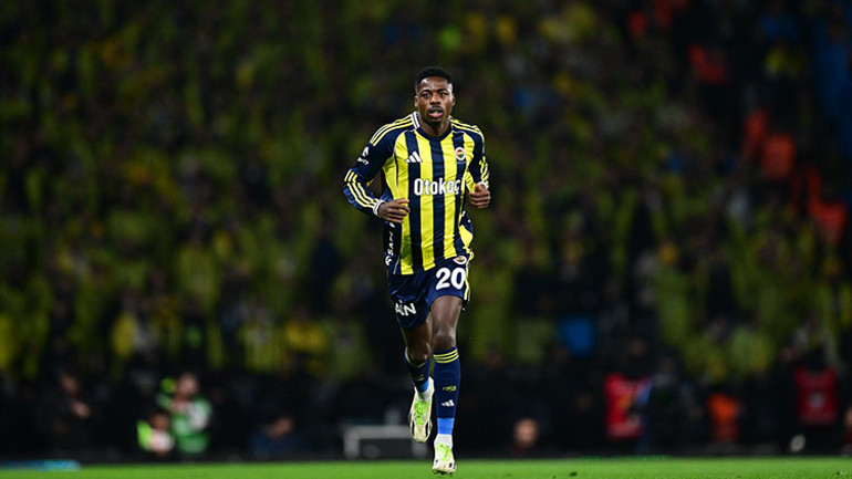 Fenerbahçede Anthony Musabadan transfer itirafı Hemen gitmemi tavsiye etti