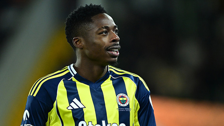 Fenerbahçede Anthony Musabadan transfer itirafı Hemen gitmemi tavsiye etti