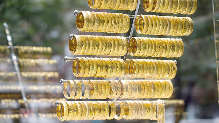 Savaş baskısı sürüyor