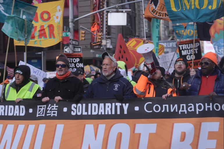 Trump’a protesto şoku: Krallara Hayır