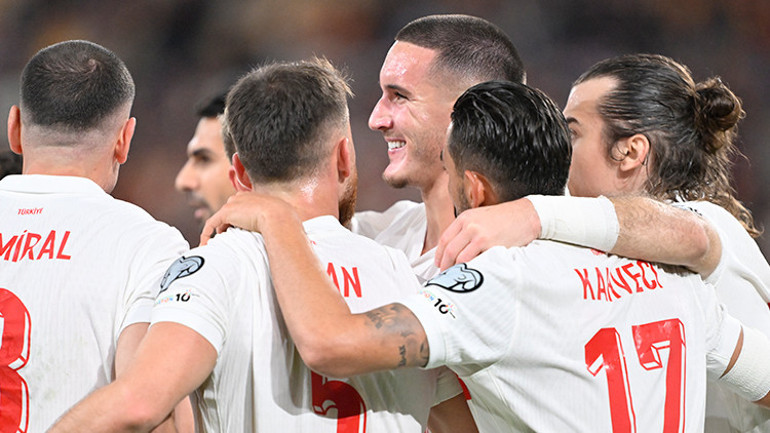  A Milli Takımın iki yıldızına yakın takip