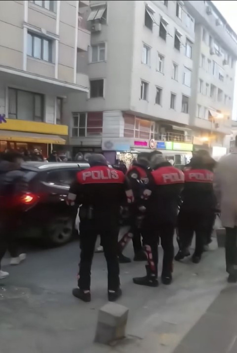 Şişlideki dönerciye silahlı saldırı: Kardeşine ateş açtırmış