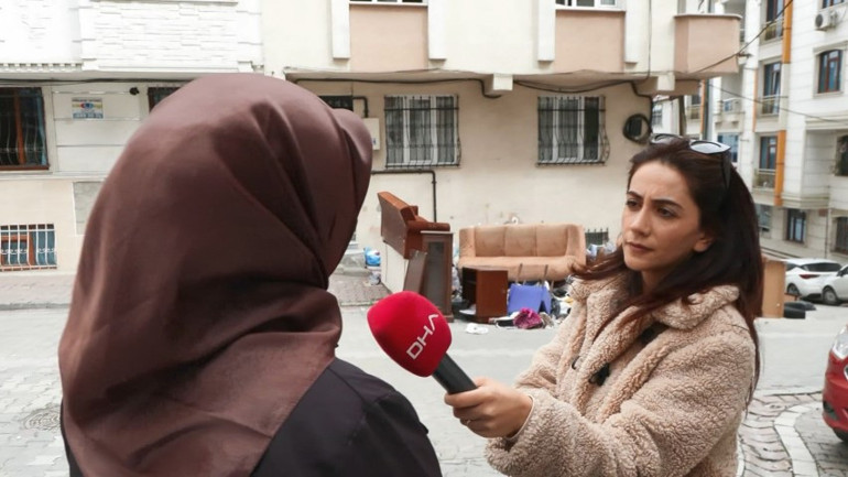  Ağzıyla itiraf etti Mahkemeyi kazanamayınca eşyalarını sokağa attı