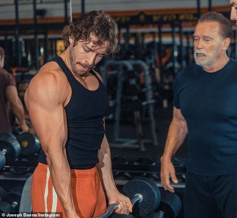 Hizmetçisinden doğan oğlu evliliğine mal olmuştu… Onu yıllar sonra bağrına bastı