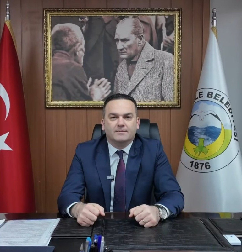 Belediye başkanının taciz suçundan yargılandığı davanın mağduru kız çocuğu, kazada yaralandı