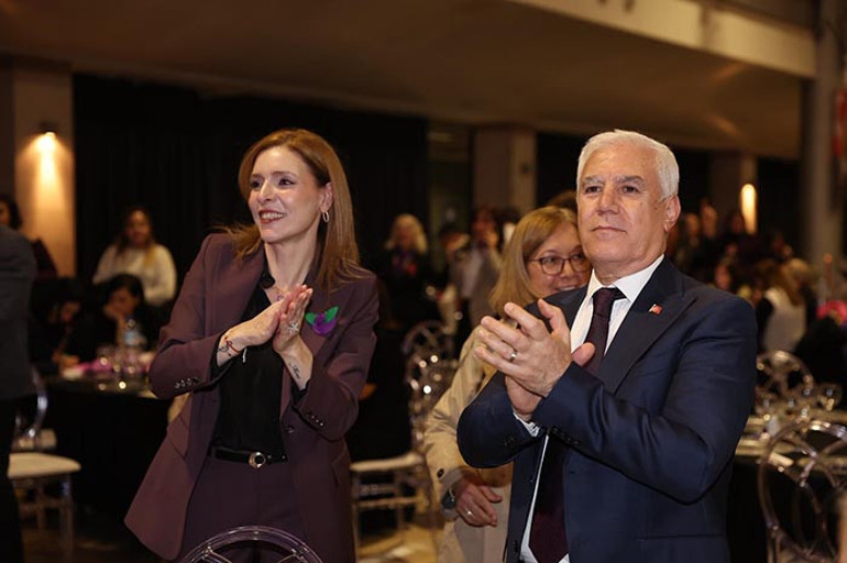 Son dakika... Bursa Büyükşehir Belediye Başkanı Mustafa Bozbey gözaltına alındı