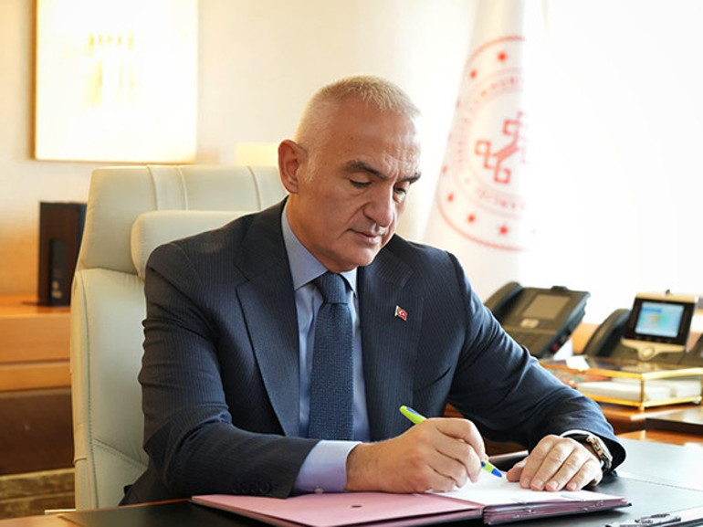 Kanada’dan Türkiyeye tarihî iade Bakan Ersoy duyurdu... Bir kültürel miras daha yuvasına dönüyor