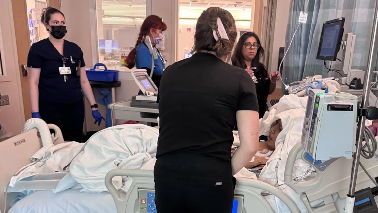 Hastaneden yazdığı son mesaj yürekleri burktu… Ünlü oyuncu 42 yaşında kansere yenik düştü