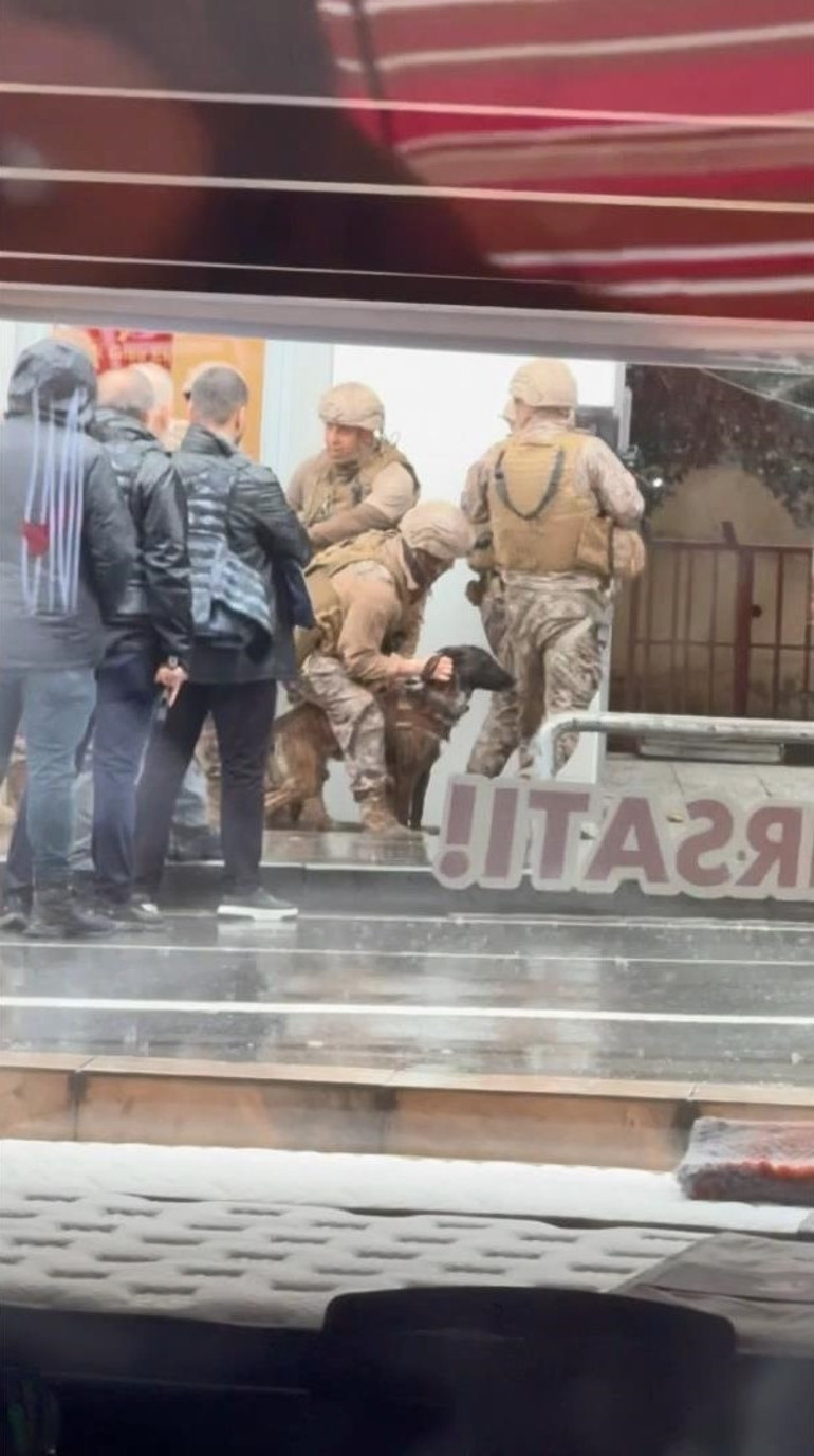 Beşiktaşta silahla banka basan şüphelinin ifadesi ortaya çıktı Operasyondan yeni görüntüler...