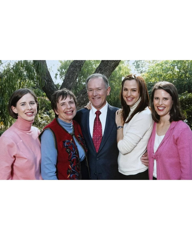 En sonunda annesini de meşhur etti… Mutluluktan havalara uçuyor… ‘Benim olduğum bölümler çok izleniyor kızım’