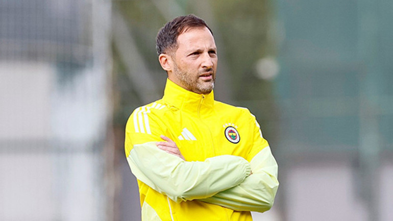 Fenerbahçede Domenico Tedescoya sürpriz talip Listenin tepesine yazdılar
