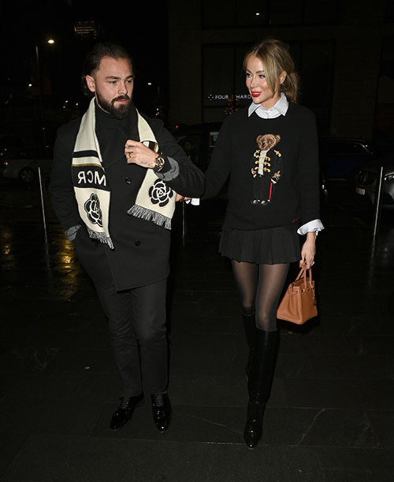 Lüks oteldeki gösterişli düğün bile sahteymiş... Ekran güzeli ile futbolcu sevgilisi Evlendik diye herkesi kandırmış