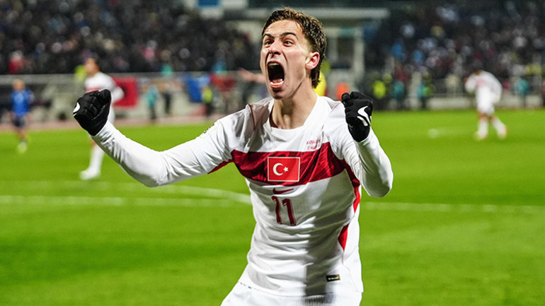  Bir serinin başlangıcı bu , Dünyalara bedel bir gol