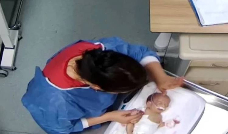 Görüntüler infiale neden olmuştu 5 günlük bebeği döven hemşire kendini böyle savundu