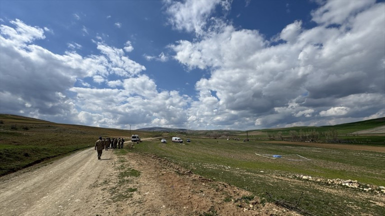 Baba ile oğlu silahla öldürüldü