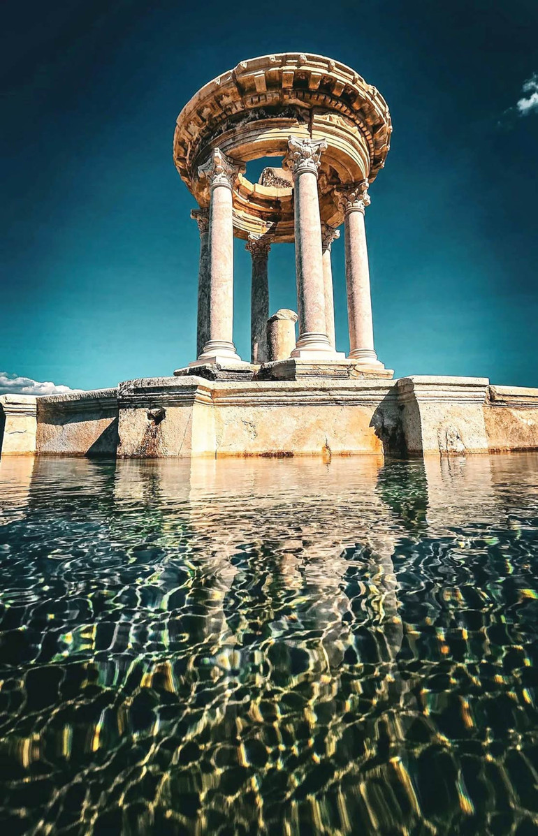 Medusa mozaiği ziyarete açıldı