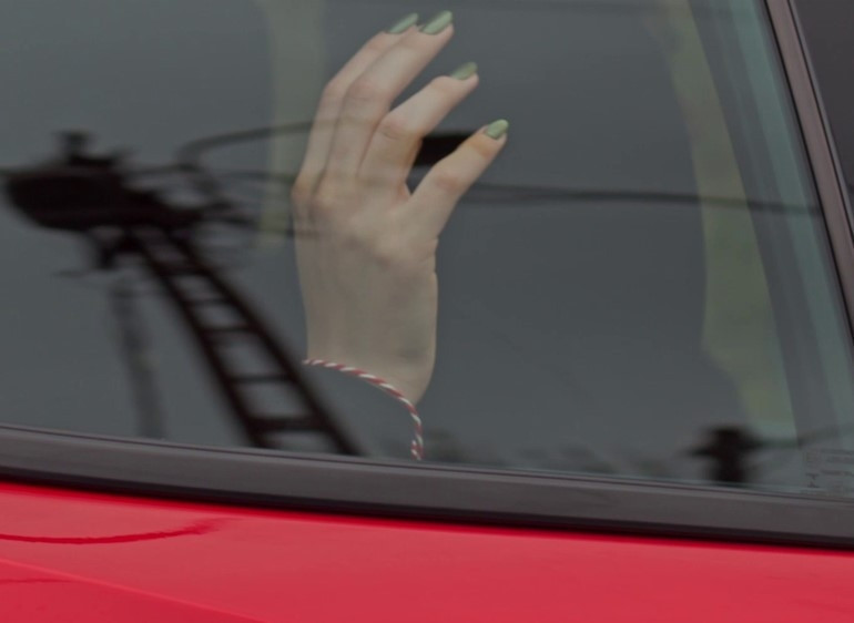 Help işaretiyle gelen farkındalık... Bir işaret, bin çığlık