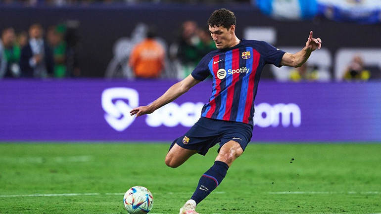 Galatasaray’a Barcelona’dan stoper hamlesi