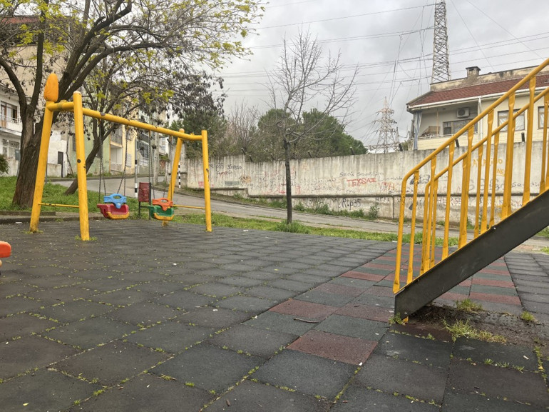  O an dizlerim tutmadı