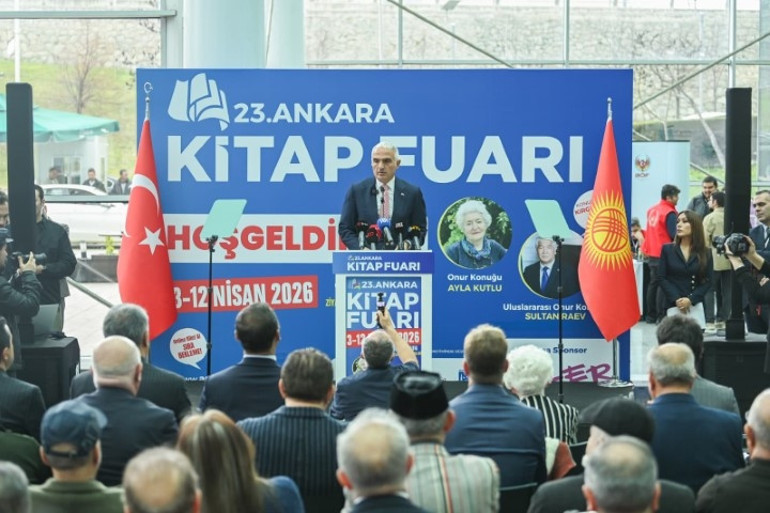 Bakan Ersoy: 1.300 halk kütüphanesiyle 800 bin metrekareye ulaşarak rekor kırdık