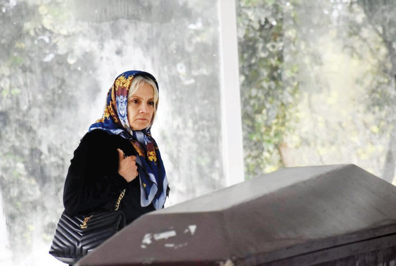 Mehmet Ali Erbilin annesi İzmir’de toprağa verildi