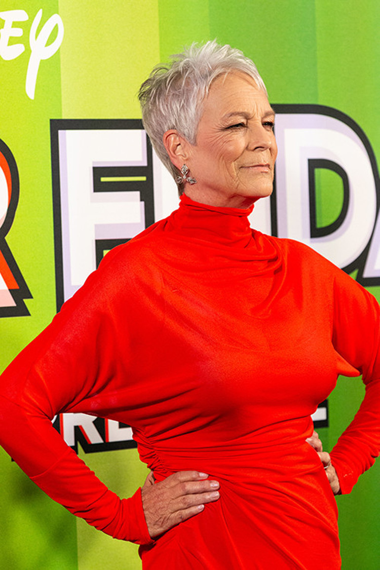  Estetik yaptırmak sahtekarlık... Kendisi de denedi, faydasını görmedi