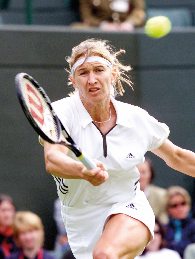 Aileden menajer olur mu