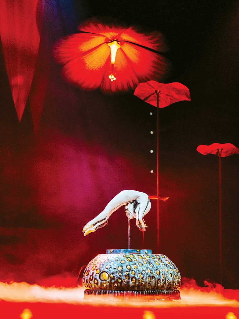 Cirque du Soleil: Böceklerin yerçekimsiz ve renkli dünyası ‘OVO’