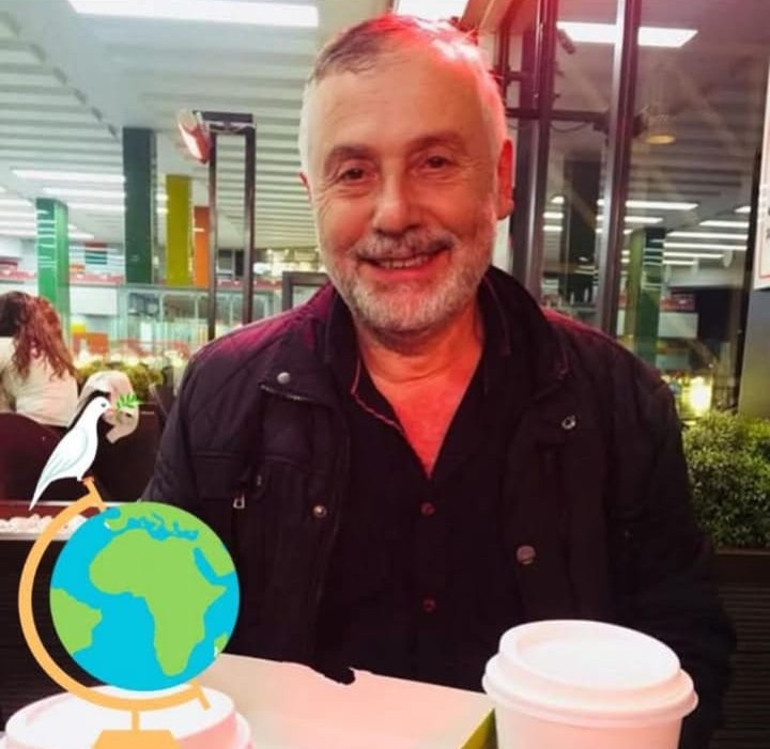 Kardeşinin cenazesinde hayatını kaybetti