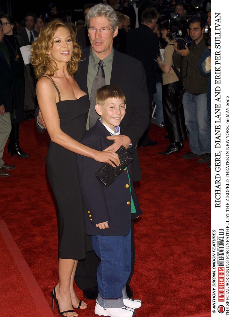 Tek rolüyle çocuk yaşta ünlenmişti… Geri dönsün diye önüne çuvalla para koydular… Yine de istemedi