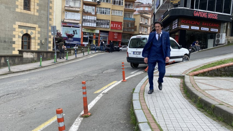 Mahkemeye başvurdu, arkadaşlarının taktığı lakabı isim olarak aldı | Duyanlar şaka yaptığını sanıyor