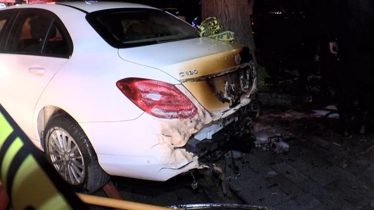 Beşiktaşta 15 lüks araç yandı Kundaklama şüphesi