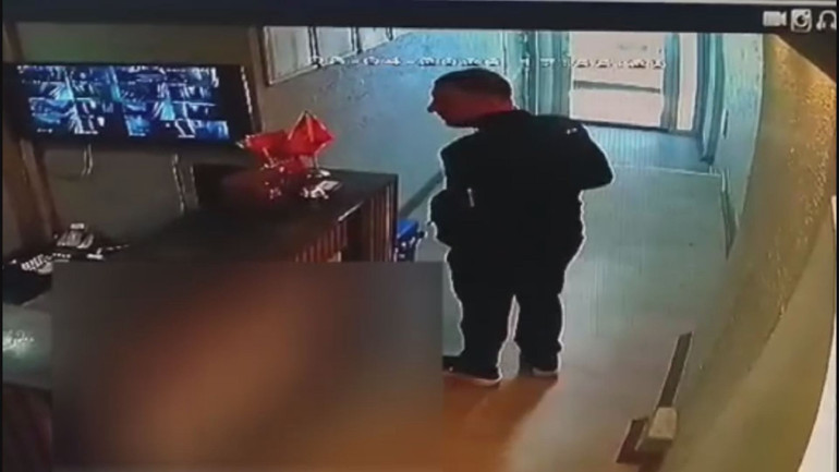 Bahçelievlerdeki dehşet Eski eşini bıçaklayarak öldürmüştü... Katil zanlısının otelden çıkış görüntüleri ortaya çıktı